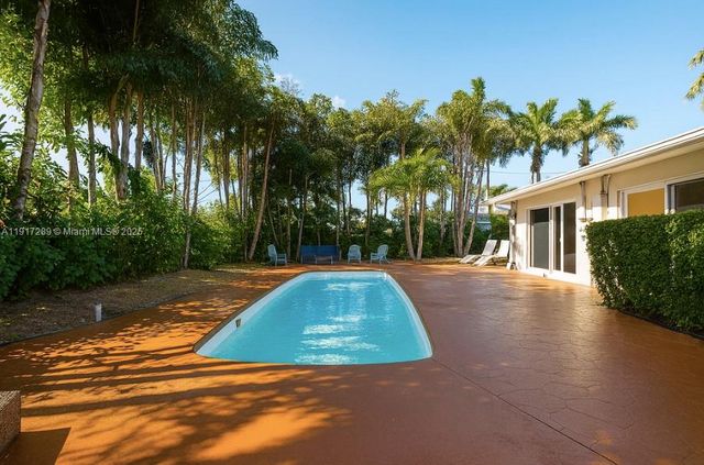 236 NE 1st St, Dania Beach, FL 33004