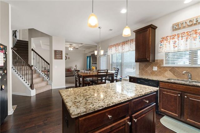 2748 Village Park Drive E, Ellenwood, GA 30294
