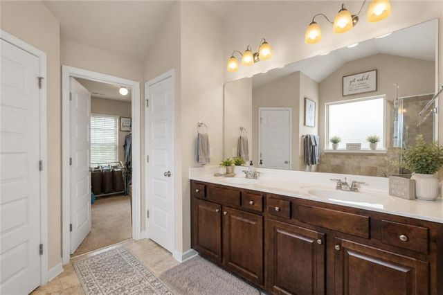 2748 Village Park Drive E, Ellenwood, GA 30294