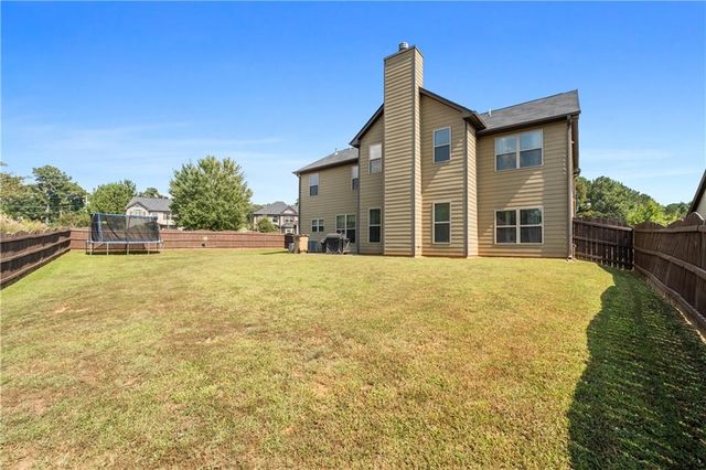 2748 Village Park Drive E, Ellenwood, GA 30294