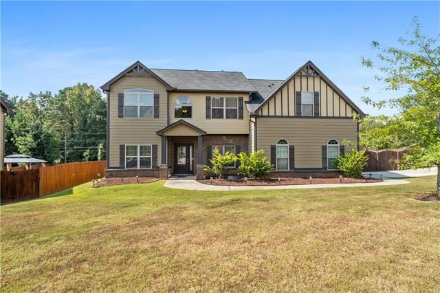 2748 Village Park Drive E, Ellenwood, GA 30294
