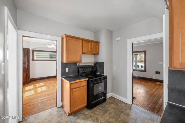 1845 Jermain Drive, Toledo, OH 43606