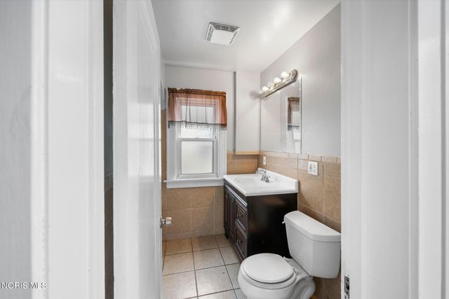 1845 Jermain Drive, Toledo, OH 43606