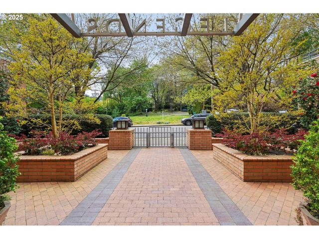 1132 Sw 19TH Ave 512, Portland, OR 97205