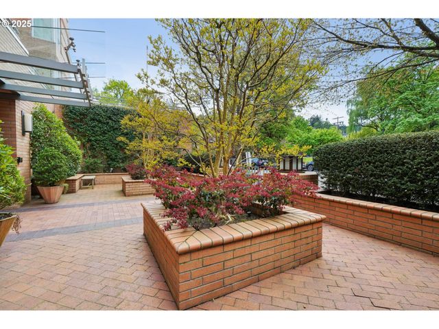 1132 Sw 19TH Ave 512, Portland, OR 97205