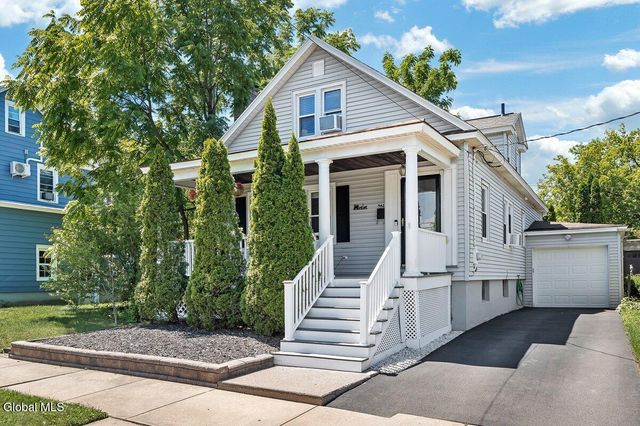 942 Myrtle Avenue, Albany, NY 12208
