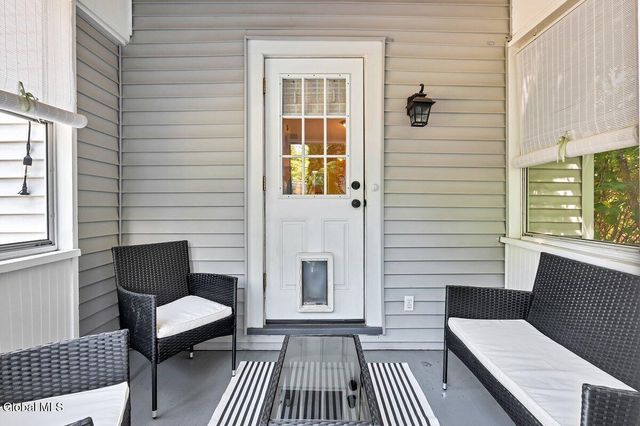 942 Myrtle Avenue, Albany, NY 12208