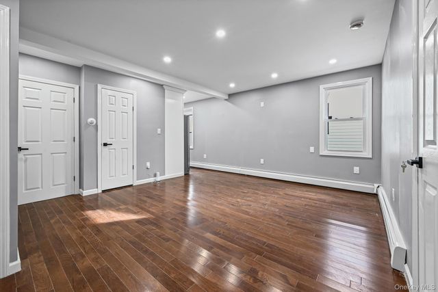 10415 202nd Street, Hollis, NY 11412