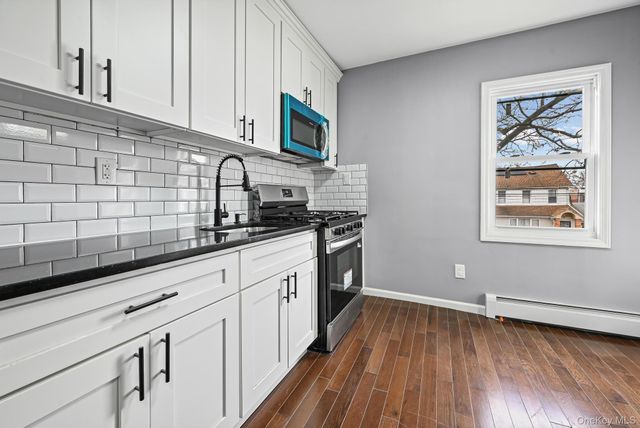 10415 202nd Street, Hollis, NY 11412