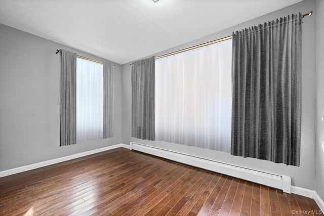 10415 202nd Street, Hollis, NY 11412