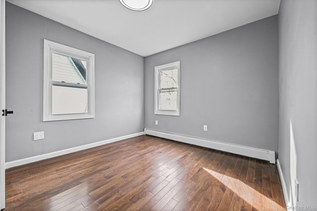 10415 202nd Street, Hollis, NY 11412