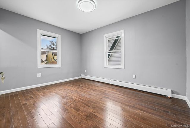 10415 202nd Street, Hollis, NY 11412