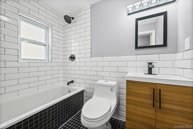 10415 202nd Street, Hollis, NY 11412