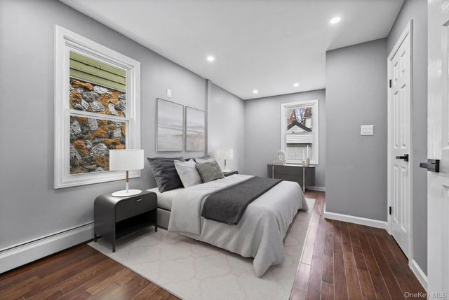 10415 202nd Street, Hollis, NY 11412