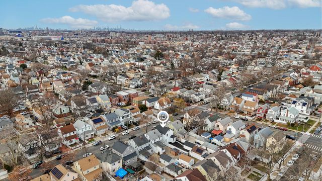 10415 202nd Street, Hollis, NY 11412