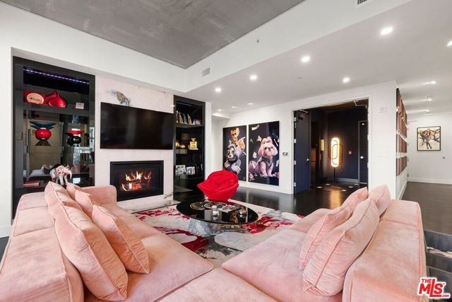10776 Wilshire Boulevard 403, Los Angeles, CA 90024