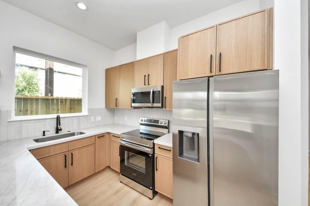 4607 Gunter Street A, Houston, TX 77020