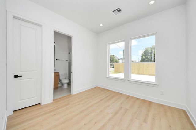 4607 Gunter Street A, Houston, TX 77020