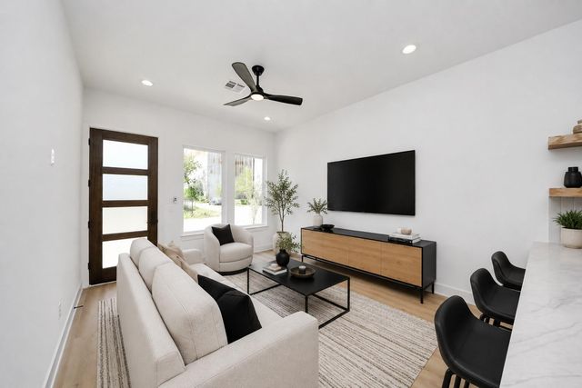 4607 Gunter Street A, Houston, TX 77020