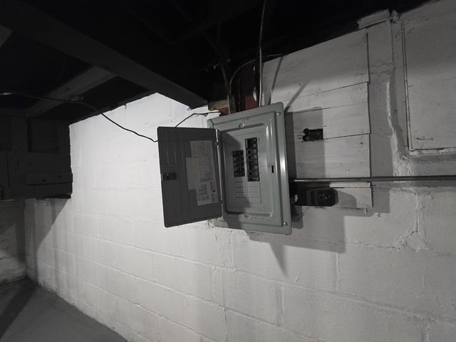 1271 N 43rd STREET, Milwaukee, WI 53208