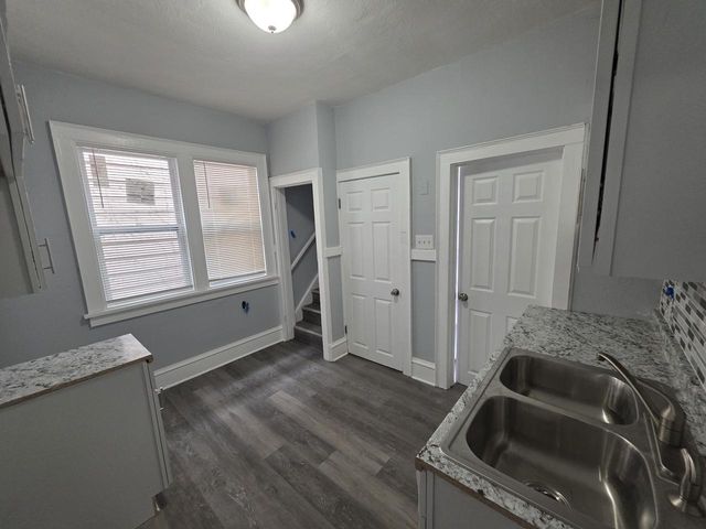 1271 N 43rd STREET, Milwaukee, WI 53208