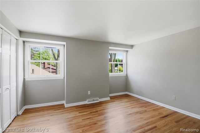 4576 Wagon Wheel Drive, Bloomfield Hills, MI 48301