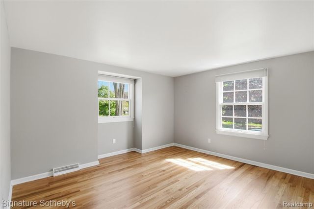 4576 Wagon Wheel Drive, Bloomfield Hills, MI 48301