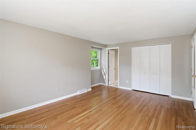 4576 Wagon Wheel Drive, Bloomfield Hills, MI 48301
