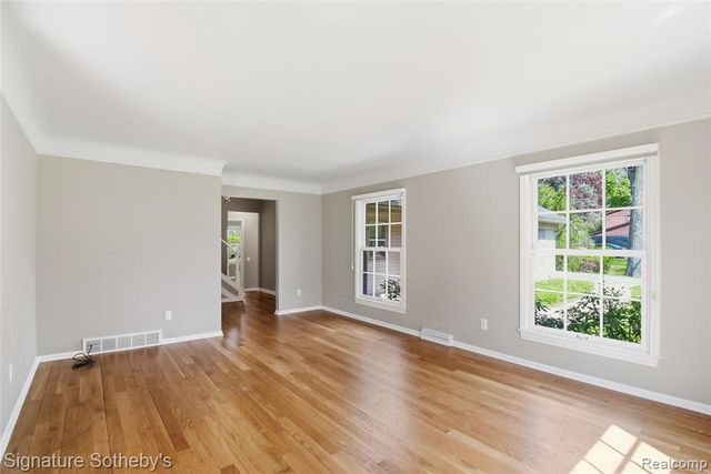 4576 Wagon Wheel Drive, Bloomfield Hills, MI 48301