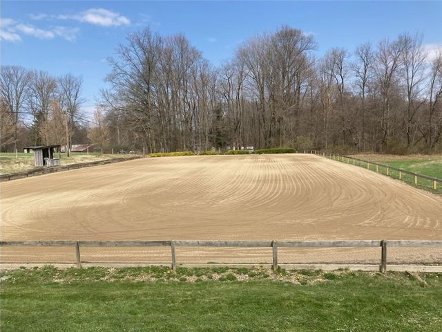 206 Lee Road, Springfield Twp, PA 16127