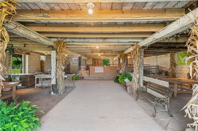 206 Lee Road, Springfield Twp, PA 16127