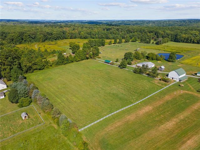 206 Lee Road, Springfield Twp, PA 16127