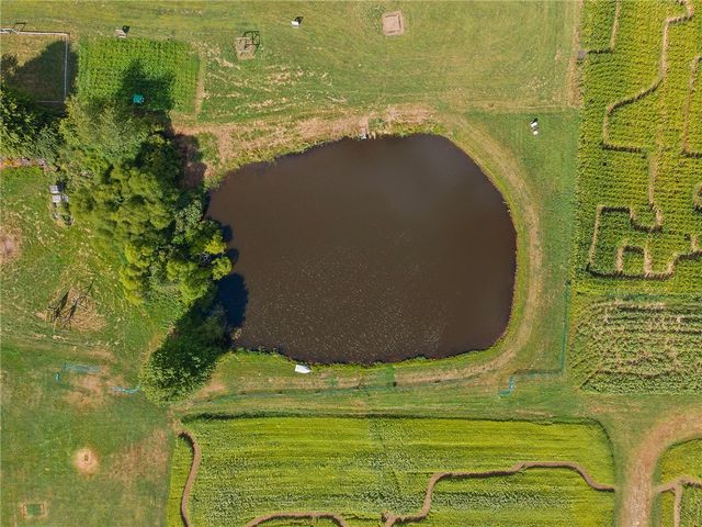 206 Lee Road, Springfield Twp, PA 16127