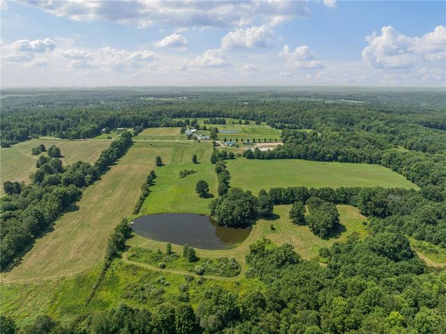 206 Lee Road, Springfield Twp, PA 16127