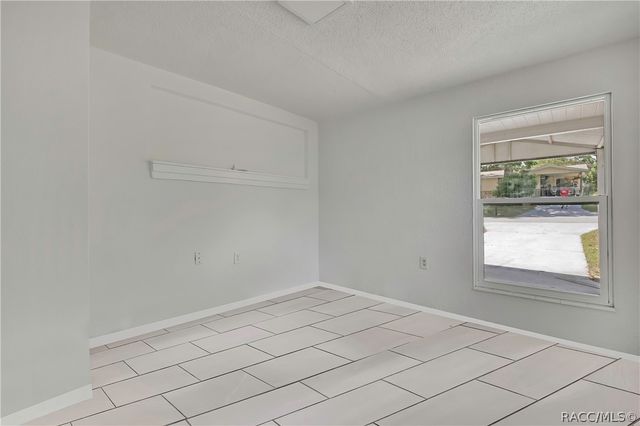 7 Daniel Street, Beverly Hills, FL 34465