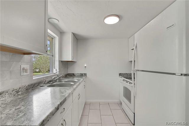 7 Daniel Street, Beverly Hills, FL 34465