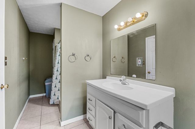 29 Overlook Drive, Seale, AL 36875
