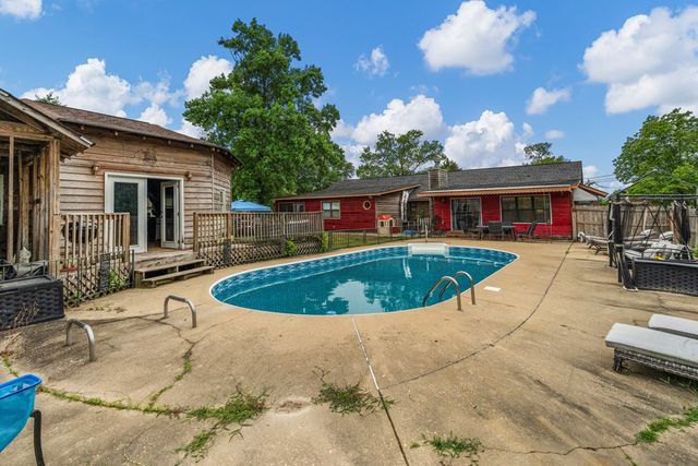29 Overlook Drive, Seale, AL 36875