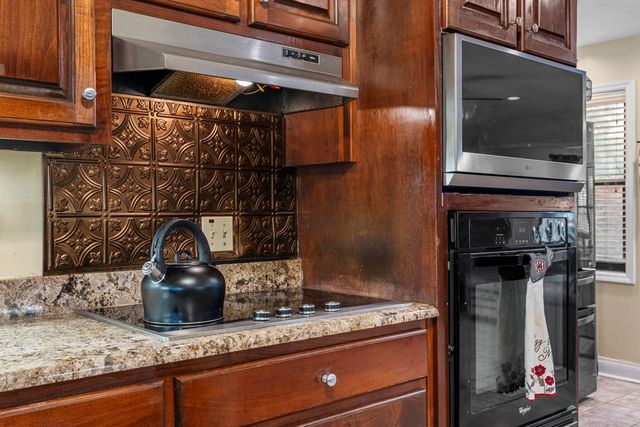 29 Overlook Drive, Seale, AL 36875