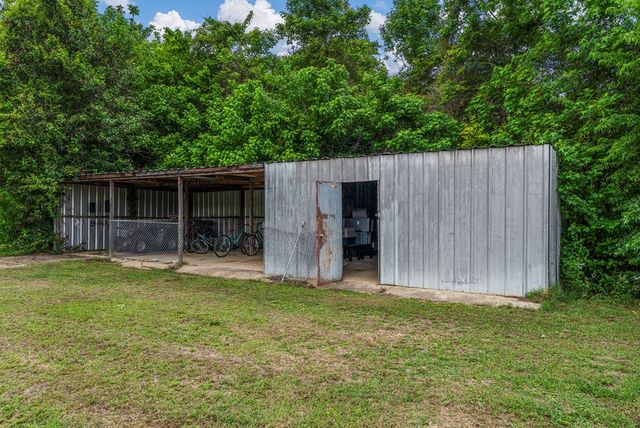 29 Overlook Drive, Seale, AL 36875