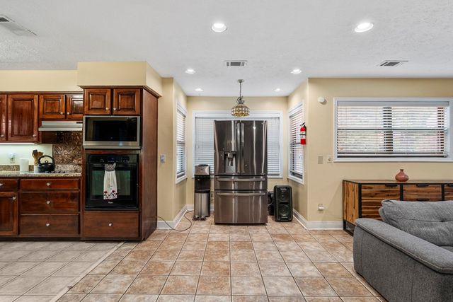 29 Overlook Drive, Seale, AL 36875