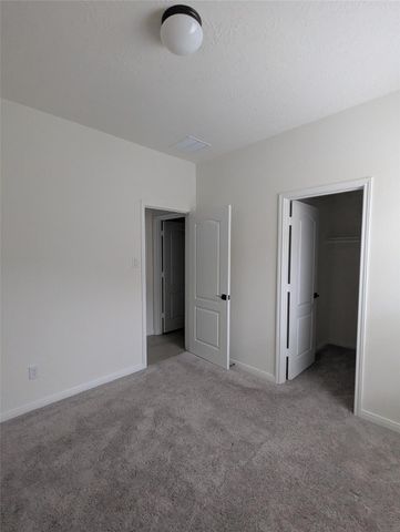 1301 Green Jay Lane, La Marque, TX 77568
