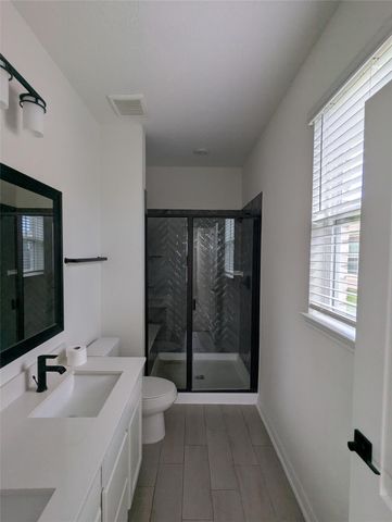 1301 Green Jay Lane, La Marque, TX 77568