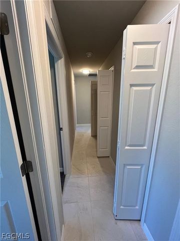 4334 SW 9th PL, Cape Coral, FL 33914