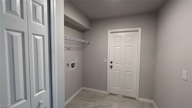 4334 SW 9th PL, Cape Coral, FL 33914