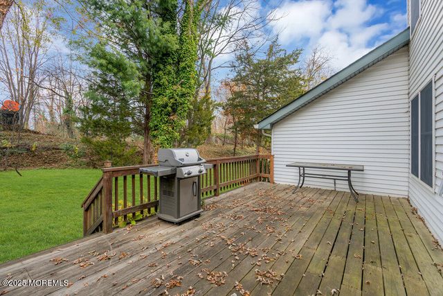 24 Old Mill Court, Wall, NJ 07719