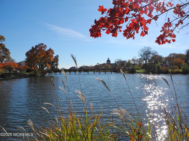 24 Old Mill Court, Wall, NJ 07719