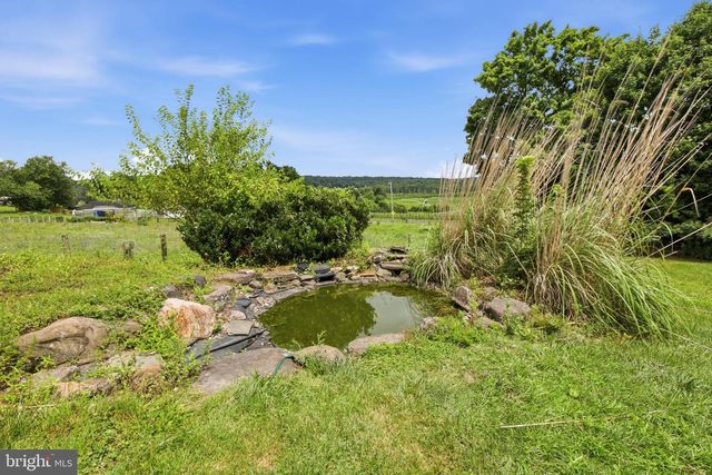 845 WHITE SCHOOL RD, Honey Brook, PA 19344