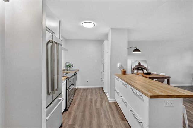 2965 Pharr Court South NW 319, Atlanta, GA 30305