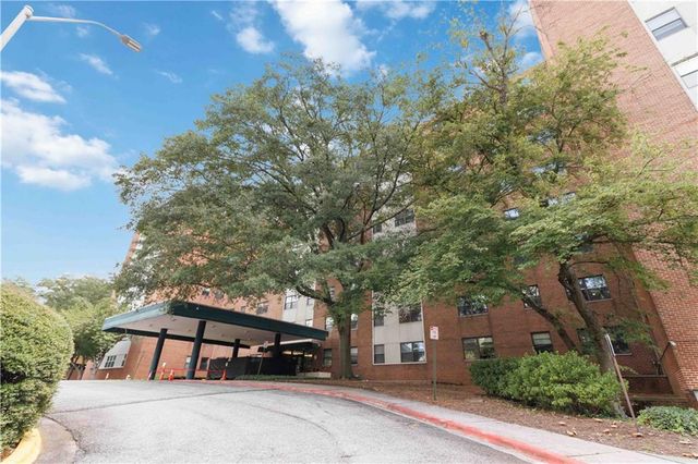 2965 Pharr Court South NW 319, Atlanta, GA 30305